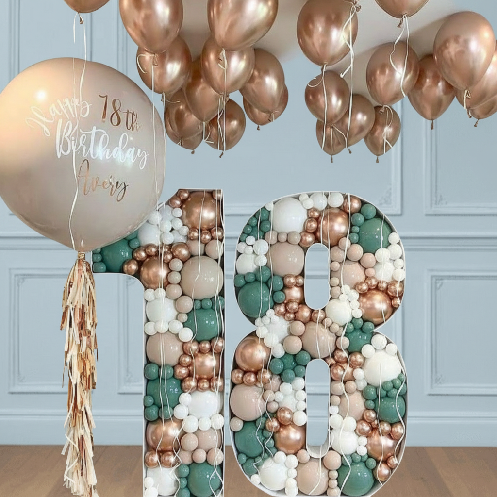 Decoración con modúlo de numero 18 y globo gigante
