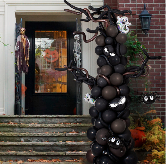 Árbol espeluznante de globos para Halloween