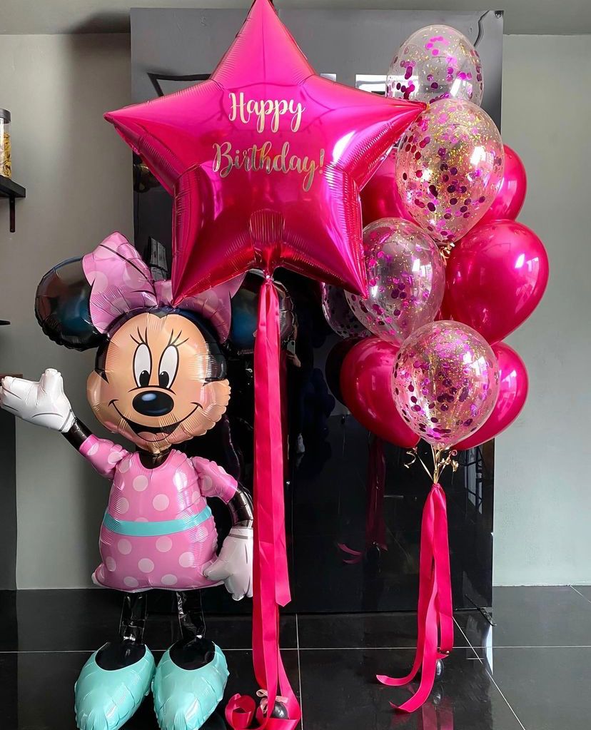 Ramo de globos Minnie Mouse con personalización