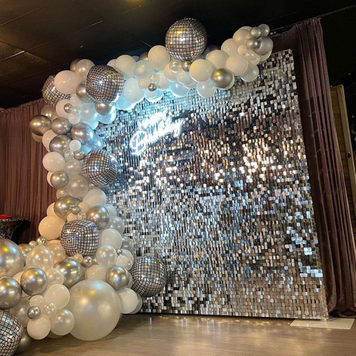 Panel de Lentejuelas con Globos