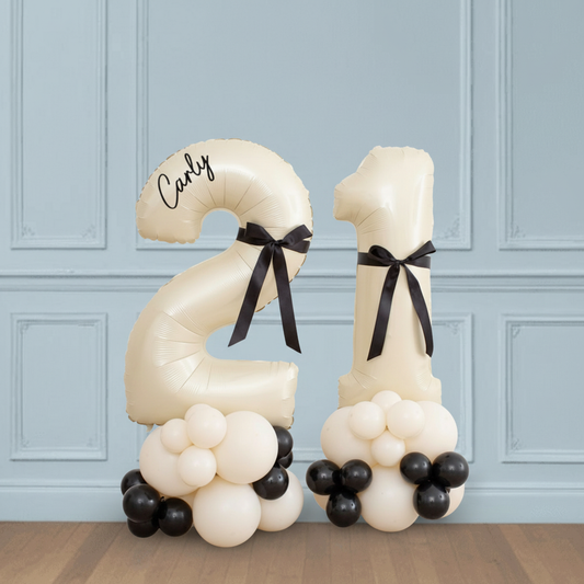 Bouquet de globos de cumpleaños con números 21