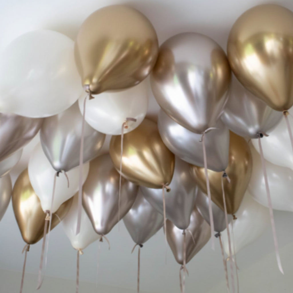 Globos de látex con helio para el techo