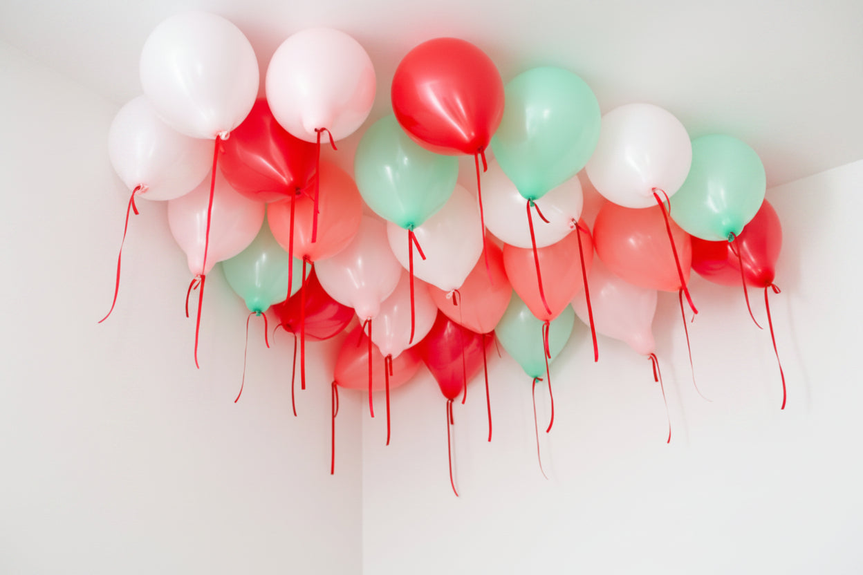Globos de látex con helio para el techo