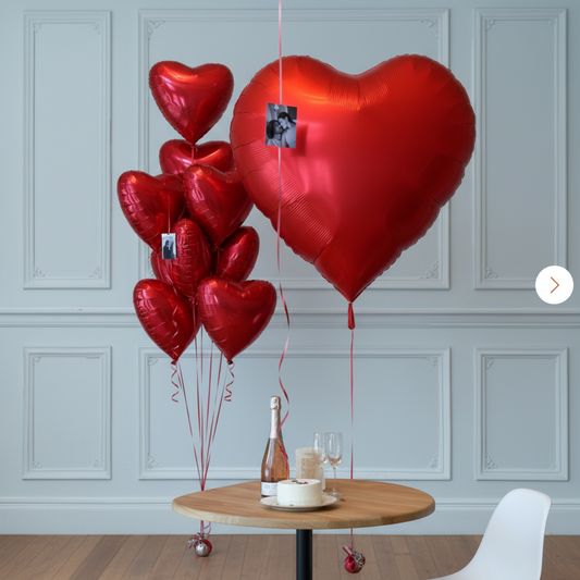 Propuesta de matrimonio con globos corazones