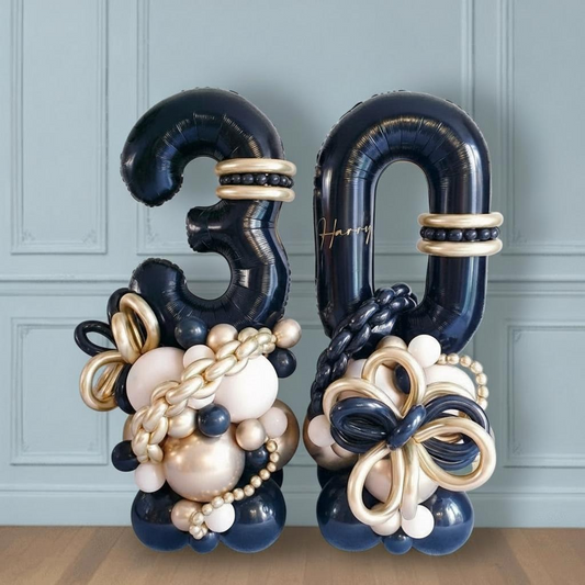 Bouquet de globos de cumpleaños con números 30